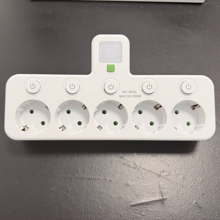EU Plug Converter Socket with 5 Outlets, Multi-Port Wall Socket with Independent Switch and Small Night Light Adapter