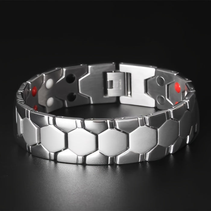 Stylish Stainless Steel Men's Bracelet - Vacuum Electroplated, Waterproof & Sweatproof - Perfect Gift for Family and Friends