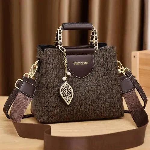 Maldives Chic Leather Handbag - Spacious & Stylish